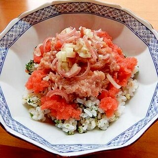 ３分旨い！？+山椒粉❤ネギとろ用メバチマグロの丼♪